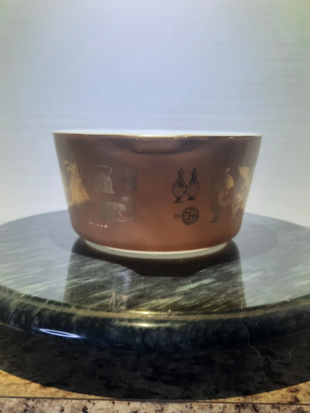 Pyrex Early American 473 Casserole Dish